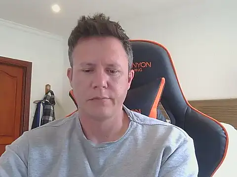 TroyDieselXXX online show from November 9, 7:56 am