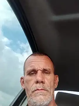 helldonk online show from October 17, 2:10 pm