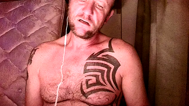 Yournaughty online show from July 4, 7:33 am