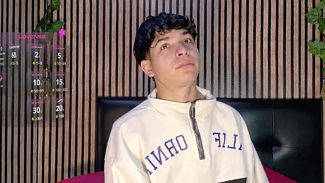 Snapshot of Felipe_boy1 chatting on October 12, 5:34 am Felipe boy1 online show from October 12, 5:34 am