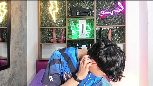 Snapshot of Felipe_boy1 chatting on September 18, 10:45 pm Felipe boy1 online show from September 18, 10:45 pm