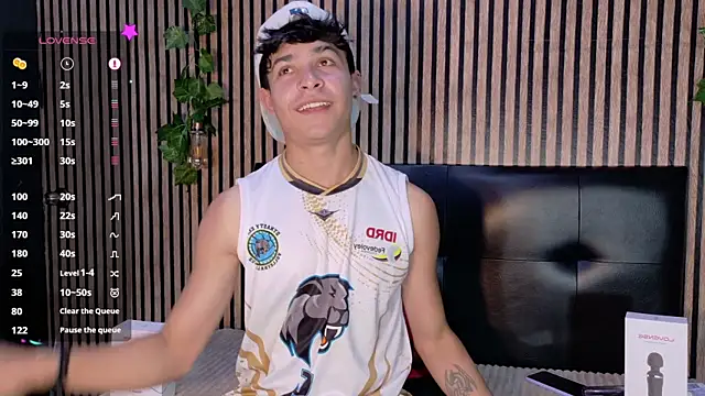 Snapshot of Felipe_boy1 chatting on September 26, 4:43 am Felipe boy1 online show from September 26, 4:43 am