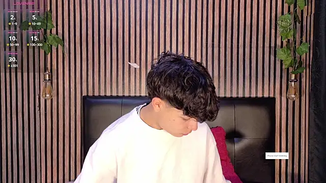 Snapshot of Felipe_boy1 chatting on October 25, 5:09 am Felipe boy1 online show from October 25, 5:09 am