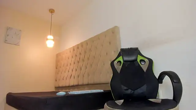 Darkknightx01 online show from March 15, 3:58 am