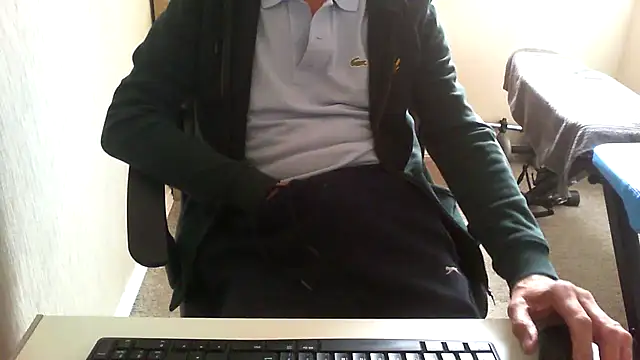 Snapshot of rogpb chatting on September 23, 2:05 pm rogpb online show from September 23, 2:05 pm