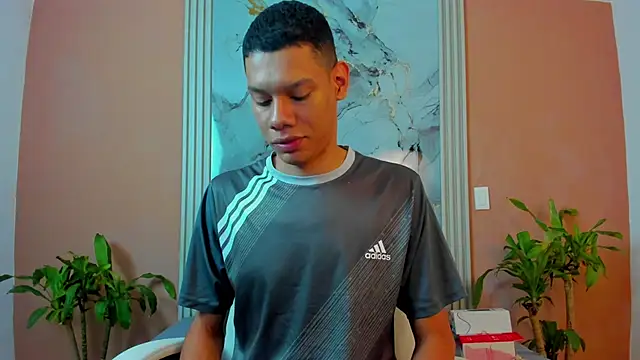 milo cruz online show from November 29, 11:01 am