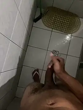 Snapshot of thomasllucas chatting on October 1, 8:46 pm thomasllucas online show from October 1, 8:46 pm