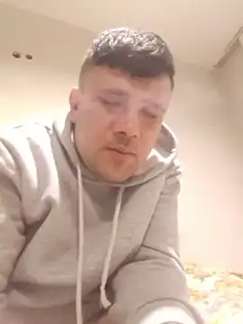 nihattttttttttttttt online show from February 7, 10:04 pm