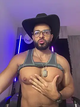 magnumchris online show from February 26, 1:18 am