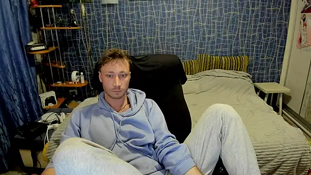 CuteBoy228 online show from May 20, 8:59 pm