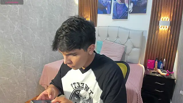 Thiago Kozak online show from December 22, 8:28 pm