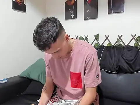 Latins Boss online show from February 5, 4:36 pm