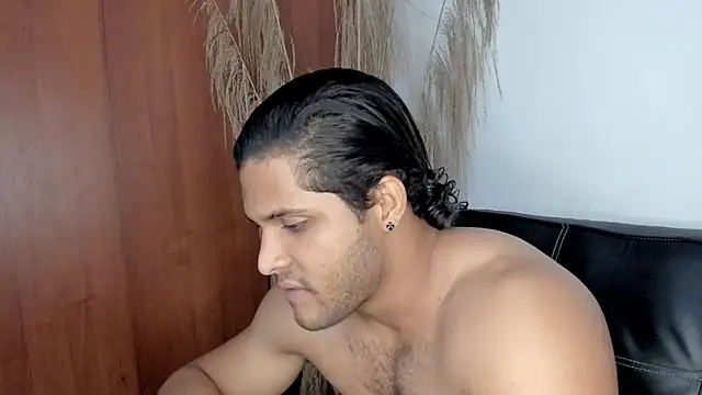 Snapshot of Evansdark1 chatting on October 25, 4:14 am Evansdark1 online show from October 25, 4:14 am