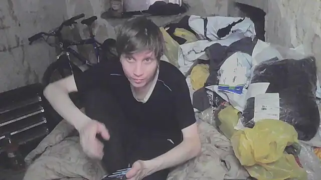 makarov1993 online show from May 16, 10:58 am