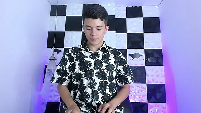 AndyFame1 online show from October 27, 6:43 pm