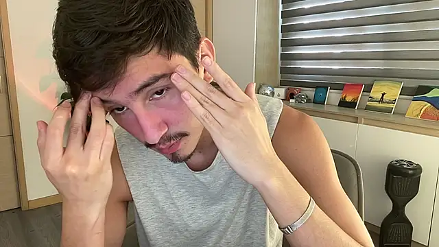 sweettaaron01 online show from October 29, 6:11 pm