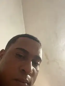 Snapshot of freedmar chatting on October 29, 12:52 pm freedmar online show from October 29, 12:52 pm