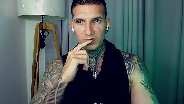 Shane Clay online show from November 25, 12:12 am