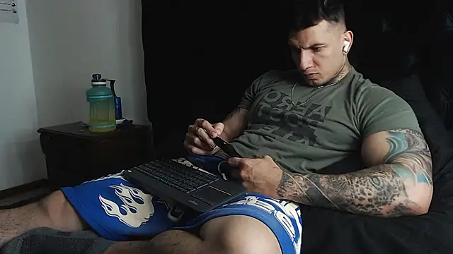 Shane Clay online show from March 11, 3:52 pm