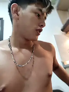 Hiroshi Shen online show from December 13, 11:11 pm