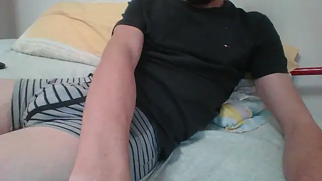 Snapshot of Hotboy096 chatting on October 9, 4:56 pm Hotboy096 online show from October 9, 4:56 pm