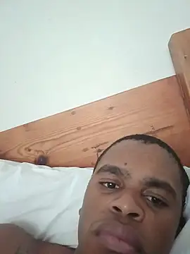 Snapshot of Bedroom_Gangster007 chatting on October 28, 1:02 pm Bedroom Gangster007 online show from October 28, 1:02 pm