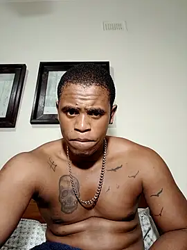 Snapshot of Bedroom_Gangster007 chatting on October 15, 9:11 pm Bedroom Gangster007 online show from October 15, 9:11 pm