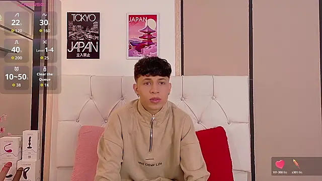 Axel  Evans online show from November 28, 12:51 pm