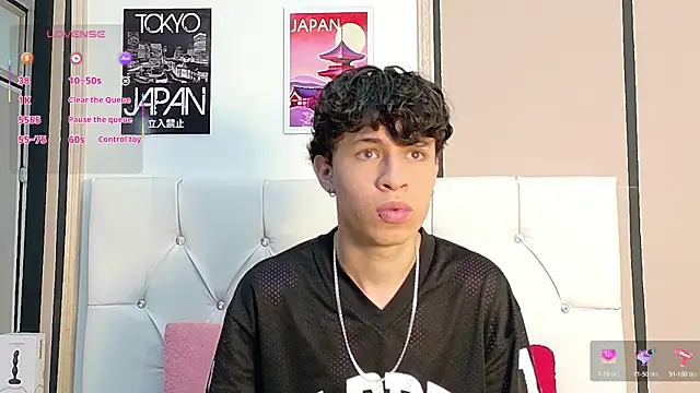 Axel  Evans online show from November 6, 12:19 pm