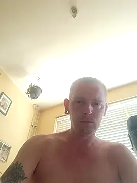 piercingpik online show from June 26, 10:07 am