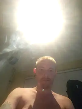 piercingpik online show from July 14, 10:27 pm