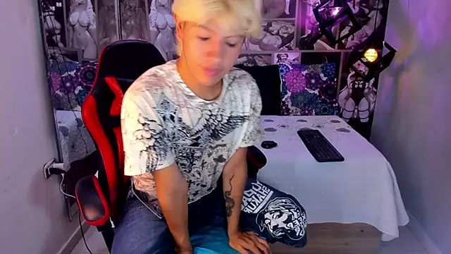 Enrrixxx  online show from September 26, 1:14 am