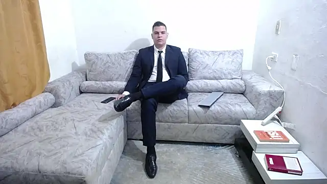 Victor Maitland online show from September 12, 7:47 pm