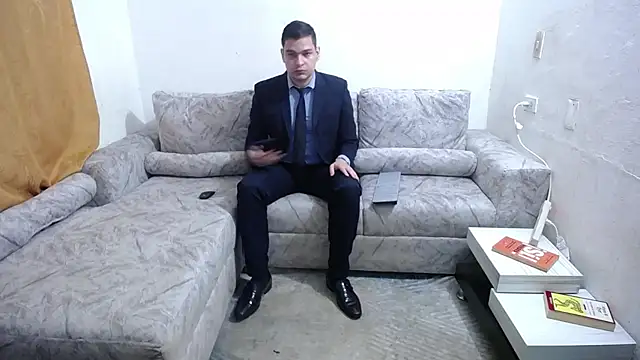 Victor Maitland online show from September 30, 3:23 am