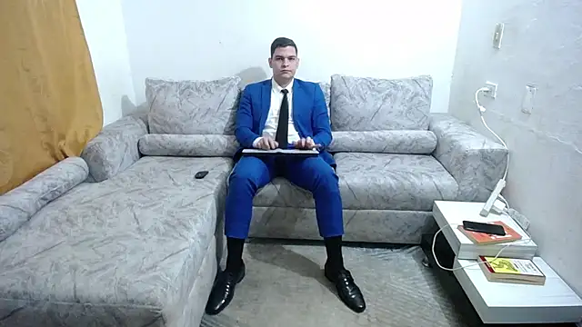 Victor Maitland online show from October 5, 3:54 am