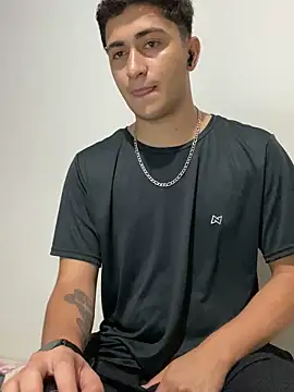 Tavinho067 online show from November 4, 1:50 am