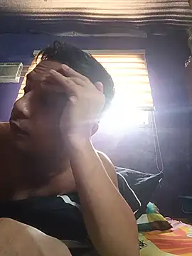 hotcumboi69 online show from July 16, 2:40 am