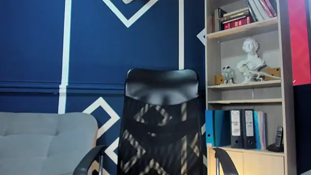 etham wolf  online show from November 8, 1:36 pm