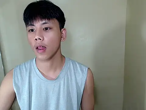 ynotyu online show from November 18, 12:31 pm