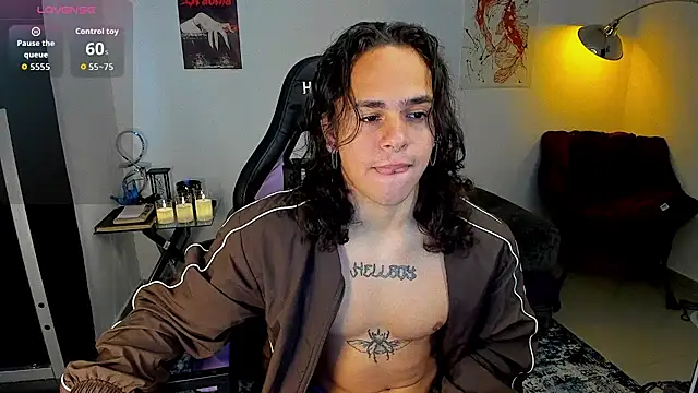 Maximiliano scoott   online show from December 5, 4:36 pm