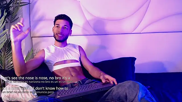 Thiagoferreti online show from April 18, 1:12 pm