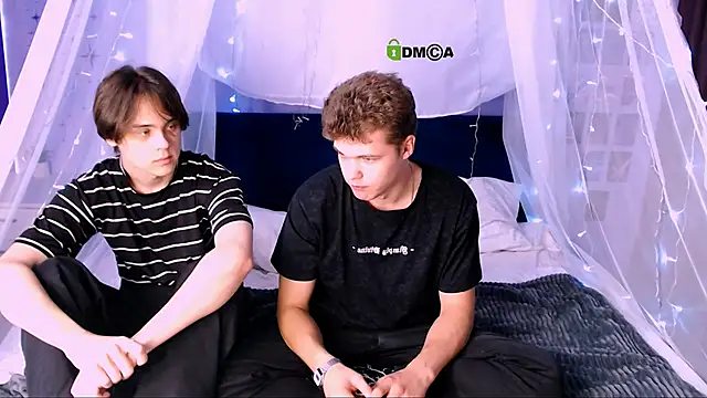 Snapshot of lucas_long_ chatting on September 16, 5:19 am lucas long  online show from September 16, 5:19 am