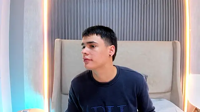 BenitoSaenz online show from February 25, 1:34 pm