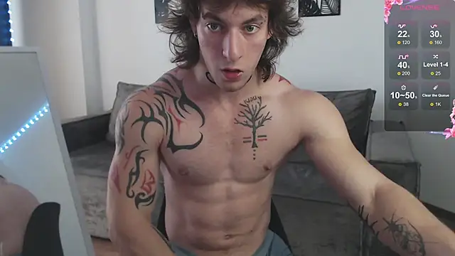 Snapshot of Brendan__Piks chatting on October 6, 9:47 am Brendan  Piks online show from October 6, 9:47 am