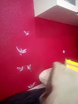 Snapshot of Cnutt310 chatting on October 22, 8:34 pm Cnutt310 online show from October 22, 8:34 pm