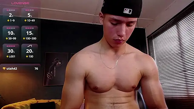 deivid parker online show from November 19, 3:23 pm