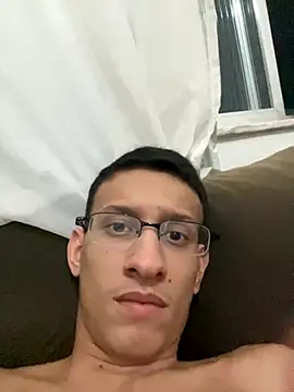 Snapshot of safadezanunes2 chatting on September 14, 9:39 pm safadezanunes2 online show from September 14, 9:39 pm