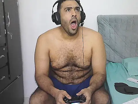 morenocabro10 online show from March 29, 8:47 am