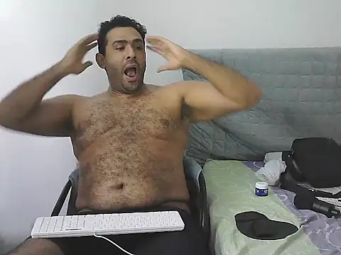 morenocabro10 online show from May 3, 2:58 am