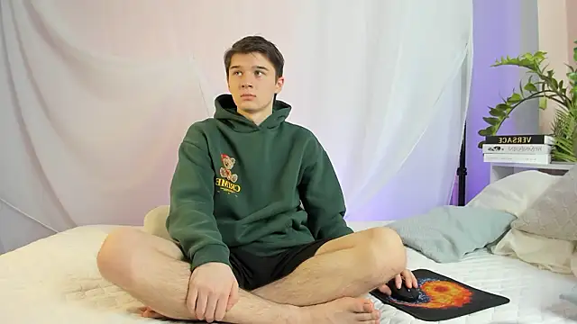 SherlockMax online show from March 13, 9:28 am